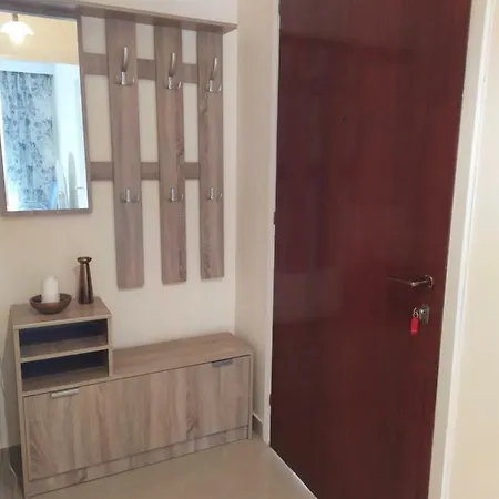 Tessi's Daire Nea Iraklitsa